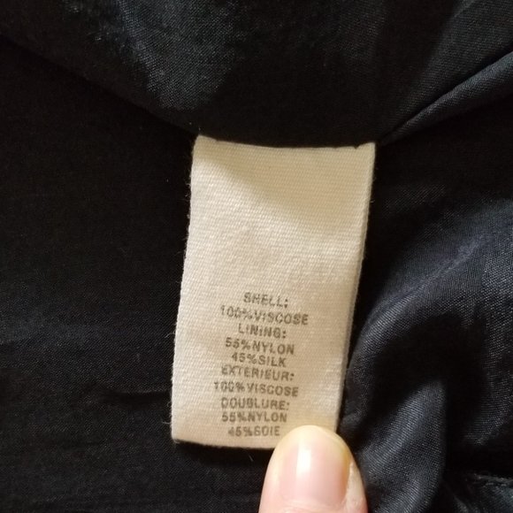 Elizabeth and James Black Ruched 3/4 Sleeve Blazer - Picture 8 of 8